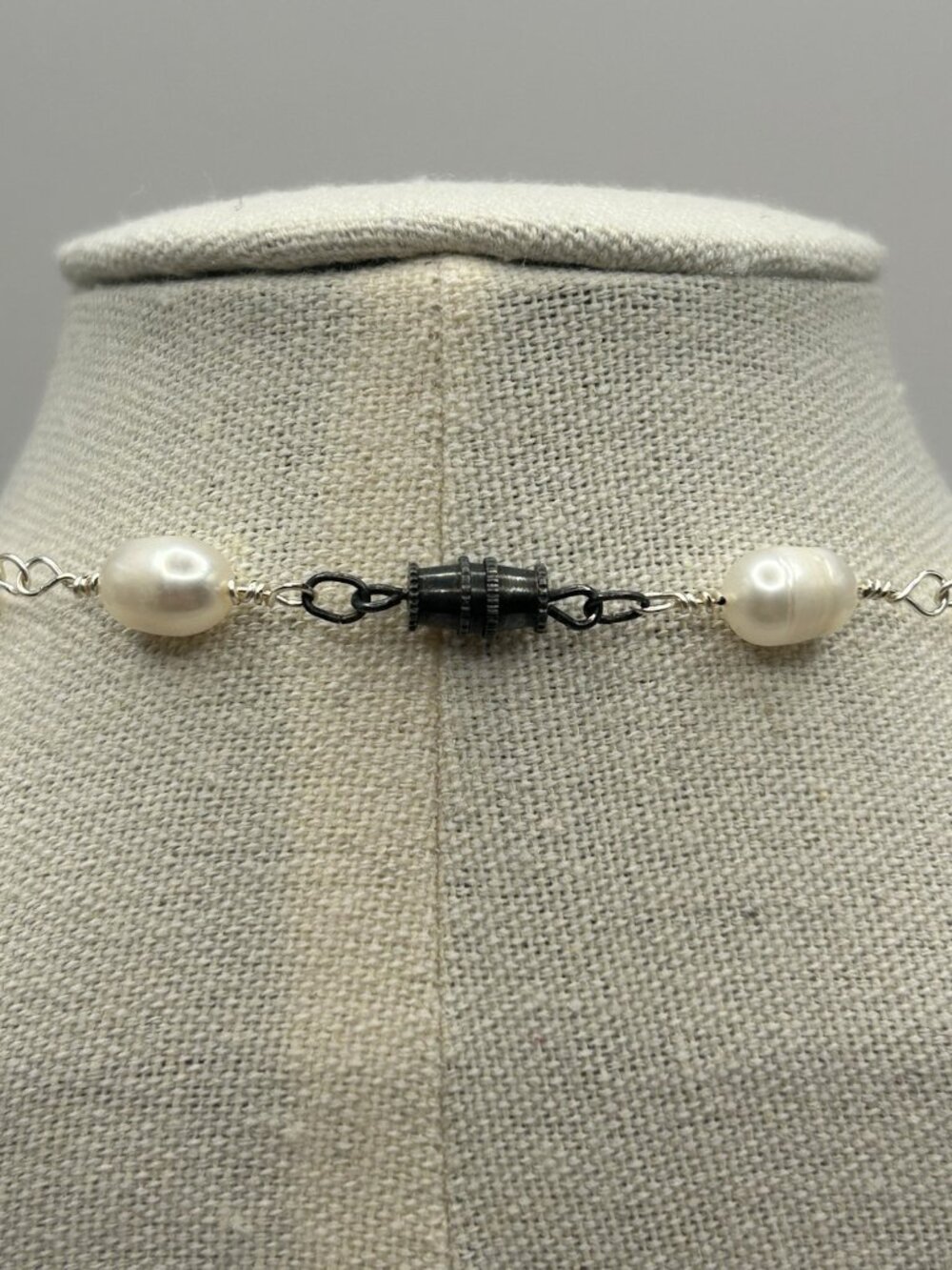 Freshwater Pearl Necklace Silver Tone Jewelry Classic Pearls Christmas Jewelry - Picture 5 of 8